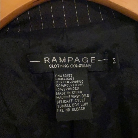 RAMPAGE CLOTHING BLACK & WHITE BLAZER SIZE MEDIUM - Picture 4 of 5